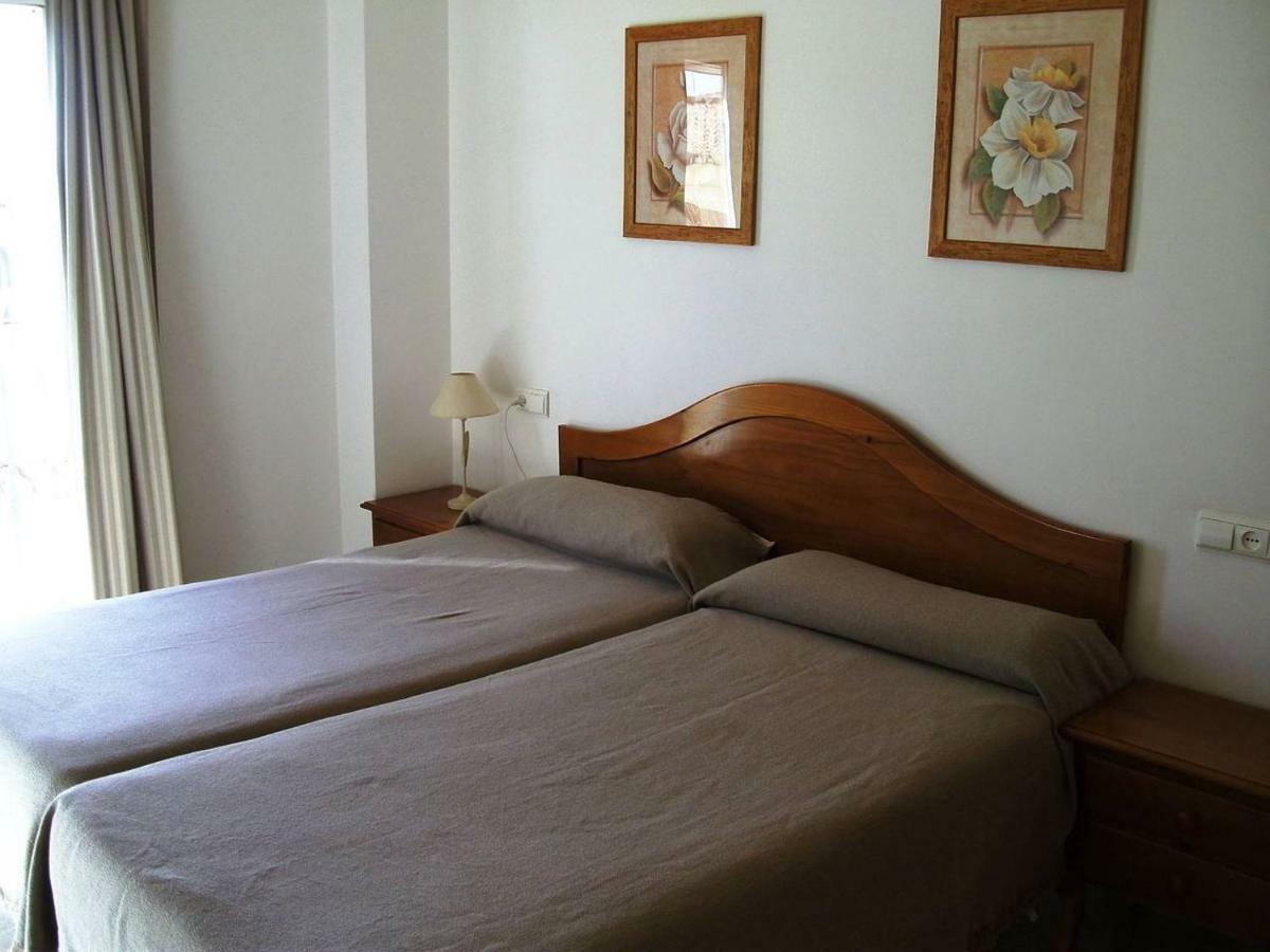 Apartamentos Vicenta Carihuela By Playa Miguel Torremolinos Kültér fotó